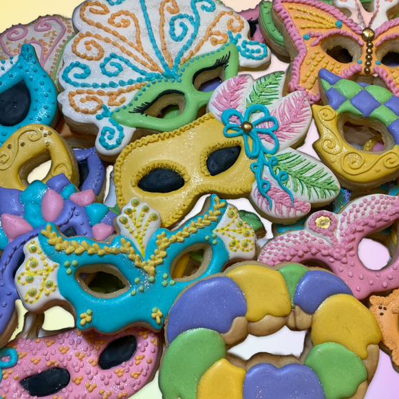 Marti Gras Mask Cookies, King Cake Cookie