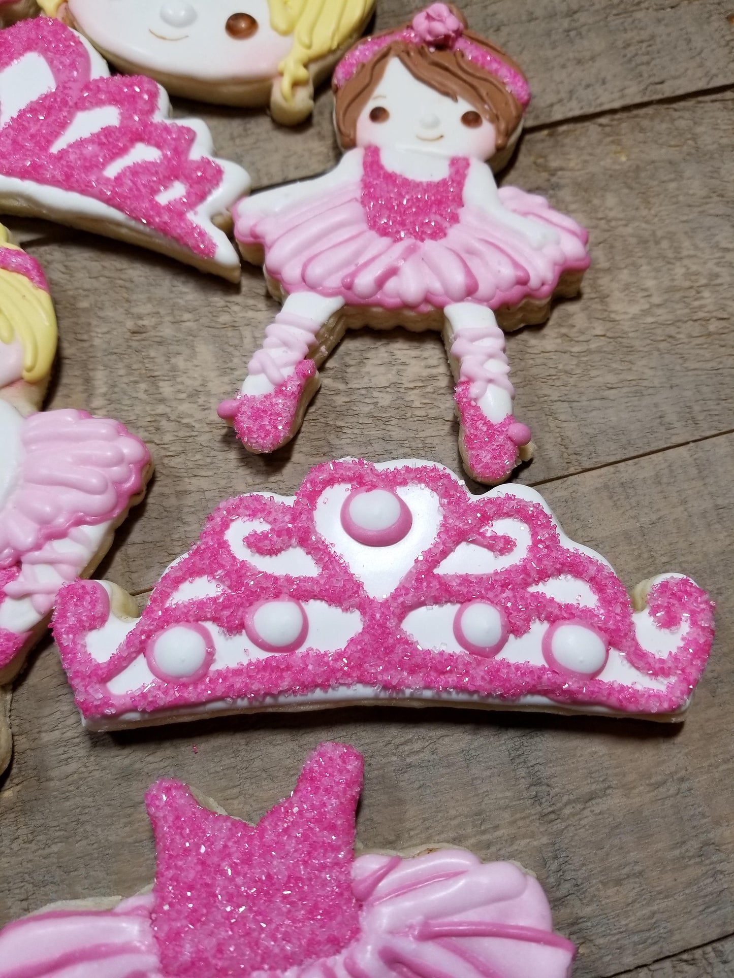 Tierra Cookie Cutter