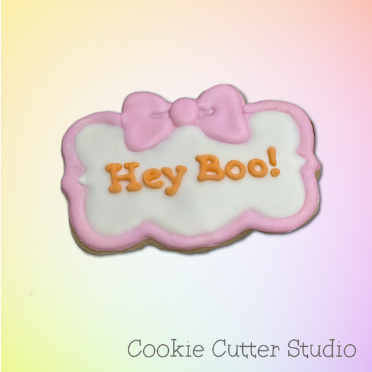 Plaque with Bow Cookie Cutter