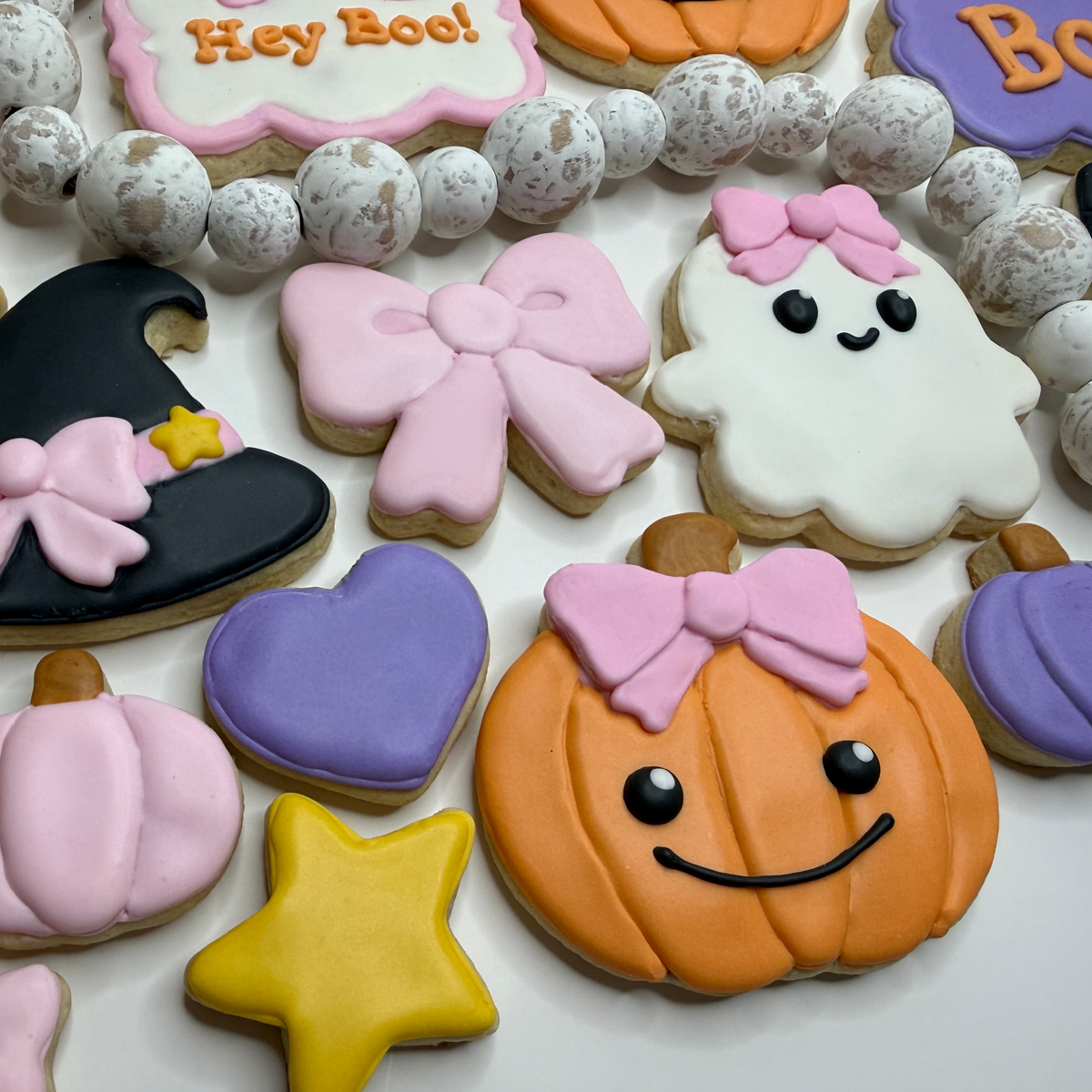 Pumpkin with a Bow Cookie Cutter