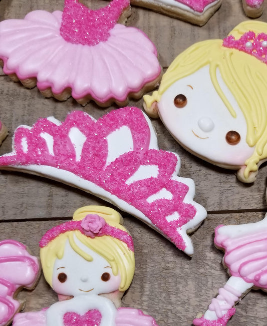 Tierra Cookie Cutter, Crown Cookie Cutter