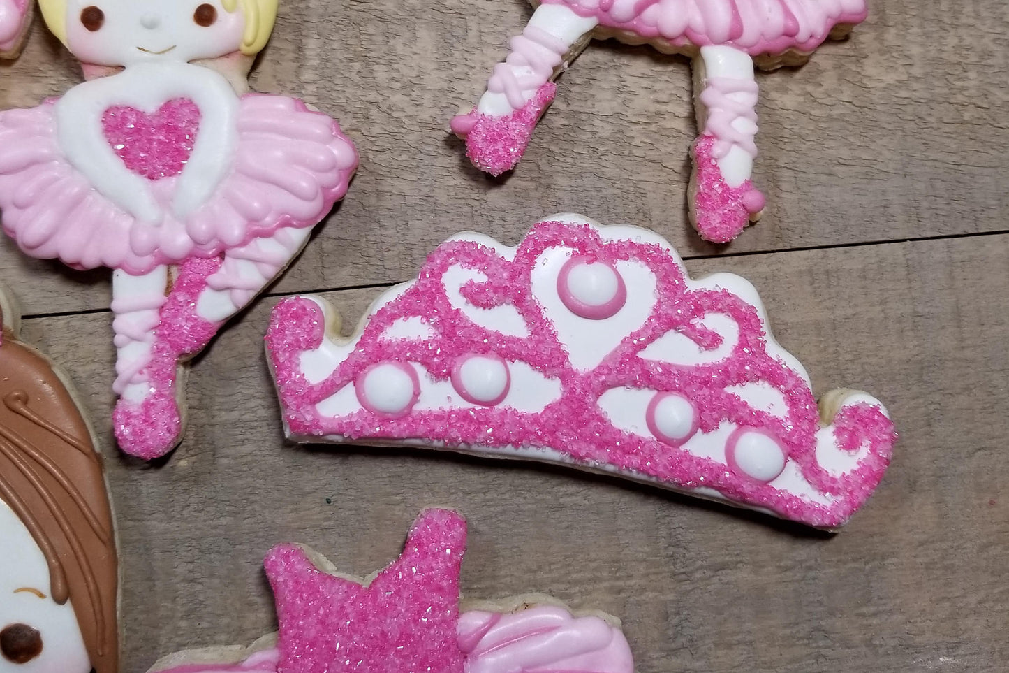 Tierra Cookie Cutter